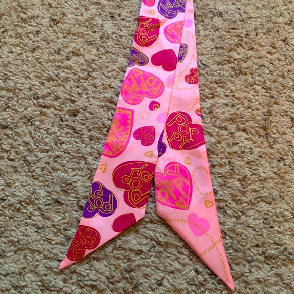 Coach Accessories - Coach poppy heart scarf